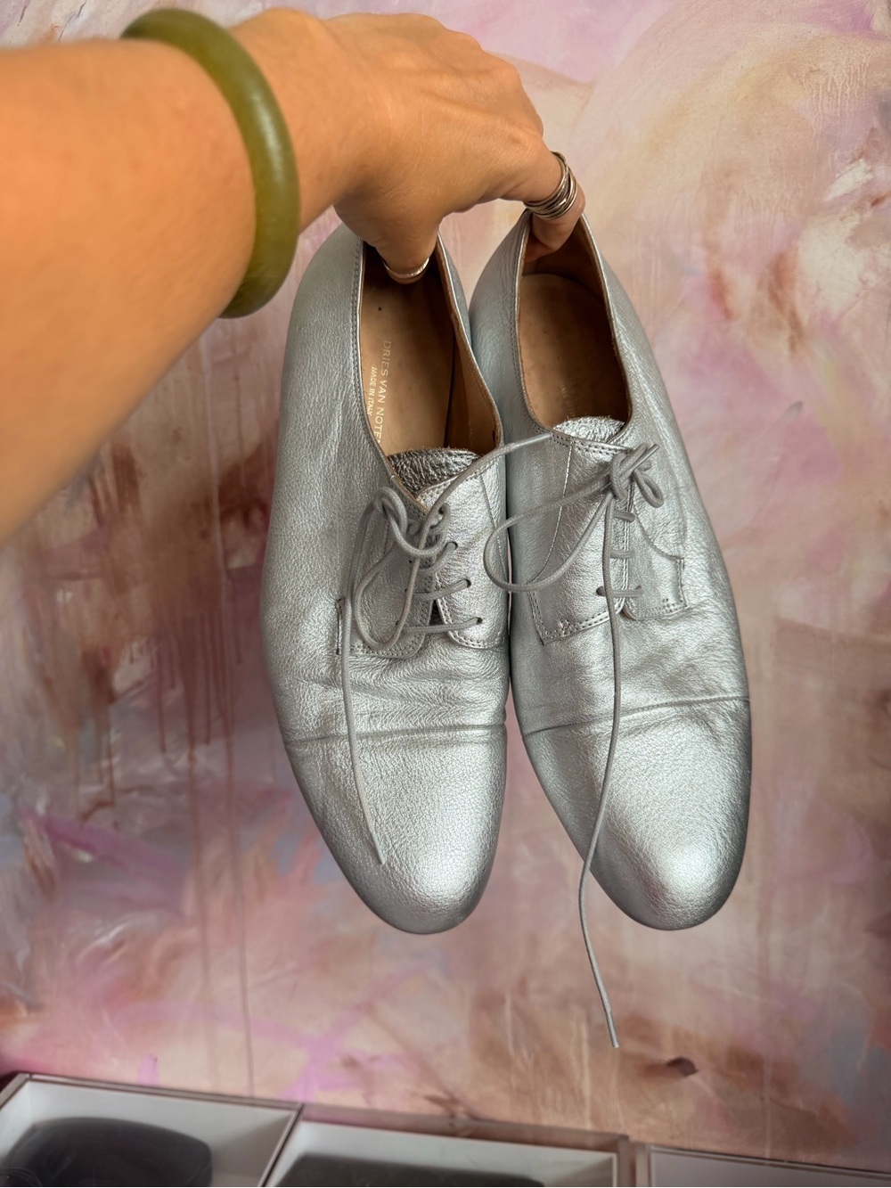 Silver Leather Lace-Up Oxford Shoes - Women